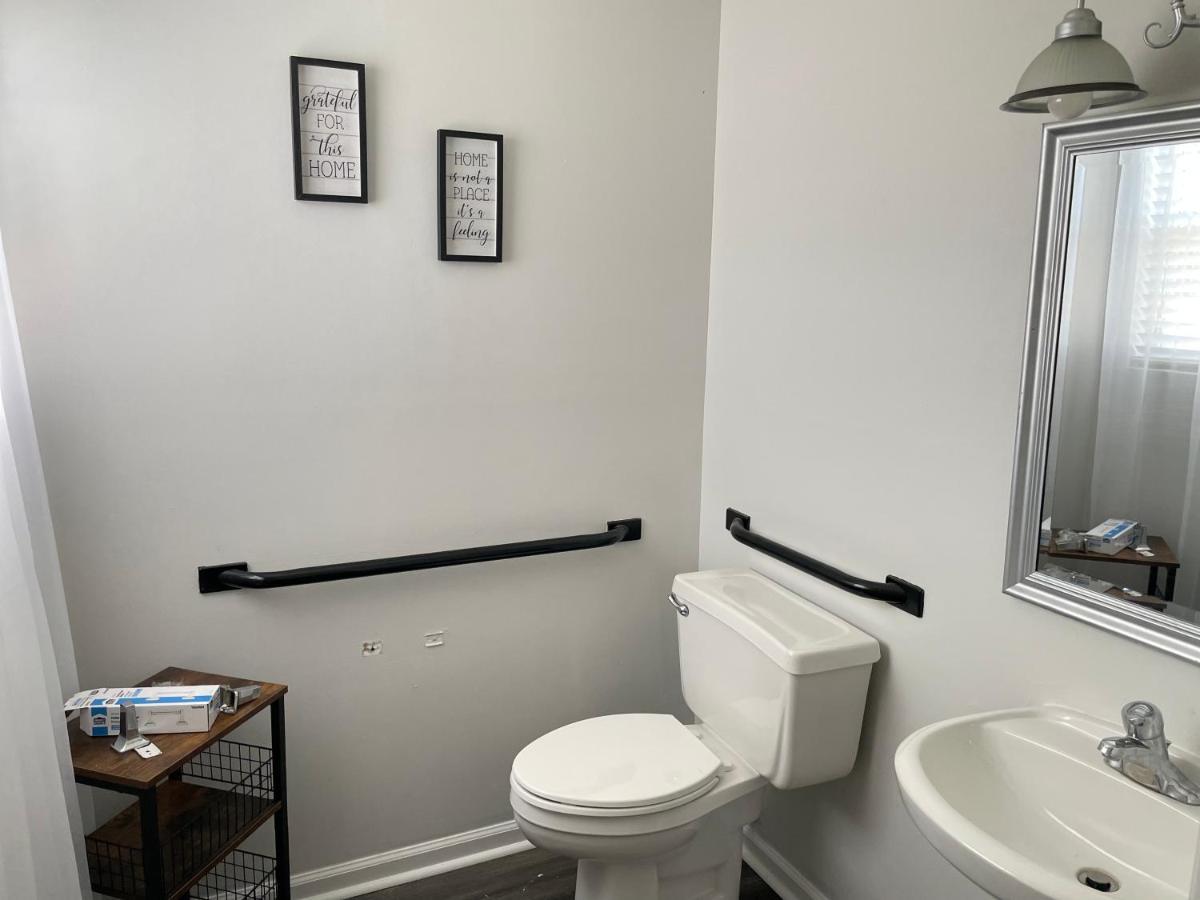 Spacious 1King Bd/2Queen Bd/* 1 Mile From I-85 Lexington Eksteriør bilde