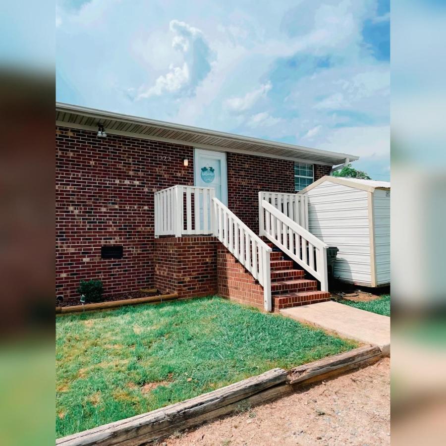 Spacious 1King Bd/2Queen Bd/* 1 Mile From I-85 Lexington Eksteriør bilde