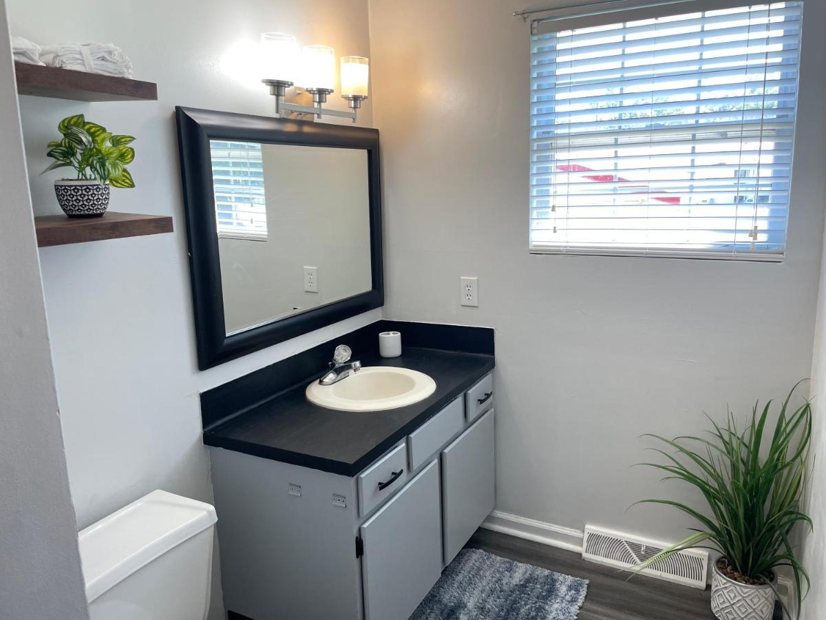 Spacious 1King Bd/2Queen Bd/* 1 Mile From I-85 Lexington Eksteriør bilde
