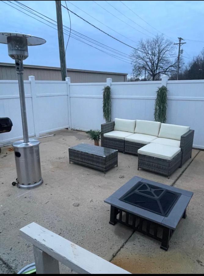 Spacious 1King Bd/2Queen Bd/* 1 Mile From I-85 Lexington Eksteriør bilde